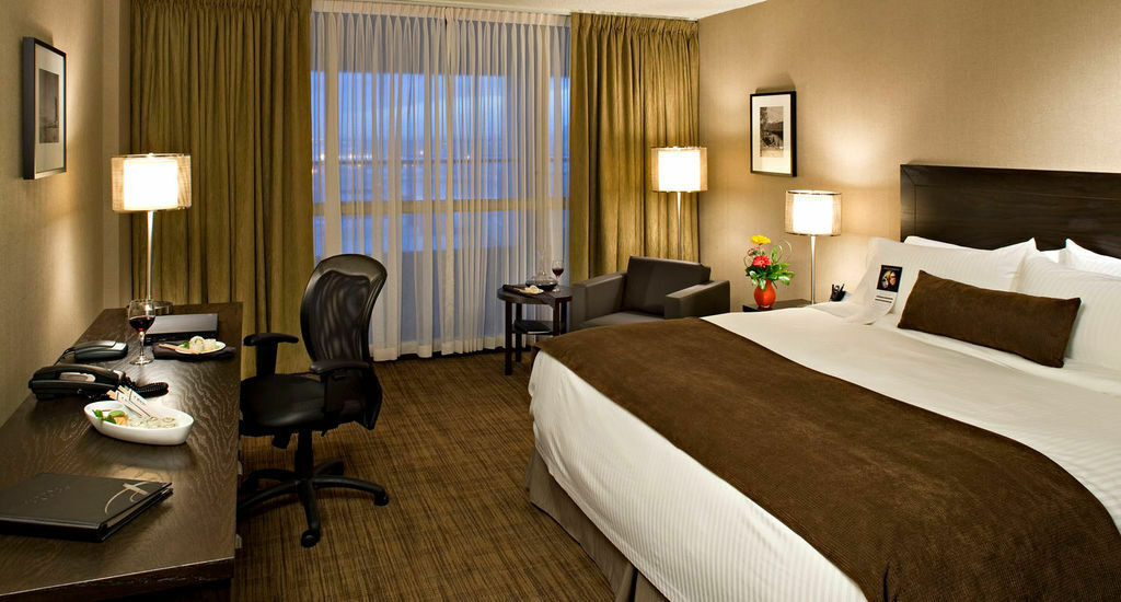 Calgary Airport Marriott In-Terminal Hotel Bagian luar foto